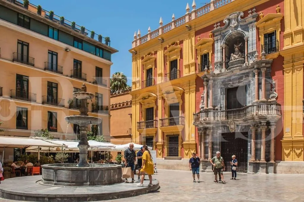 Apartment Art-Lovers Heaven With Balcony In Center By Rems Malaga