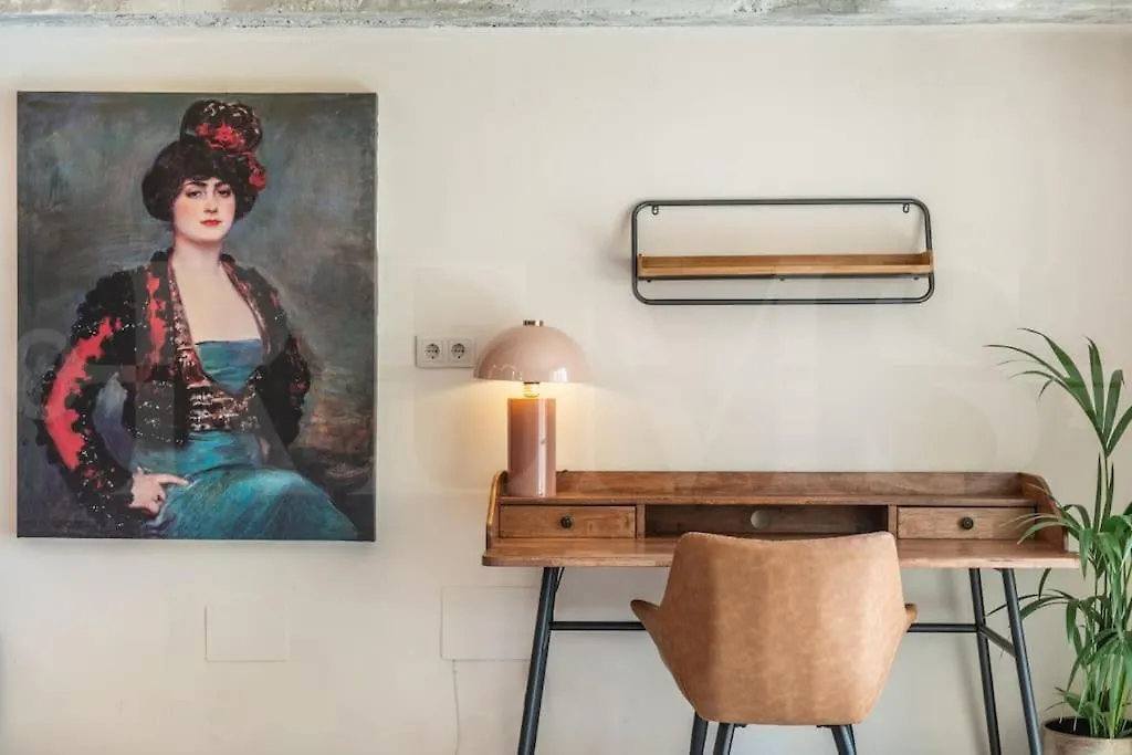 Art-Lovers Heaven With Balcony In Center By Rems Malaga Apartment